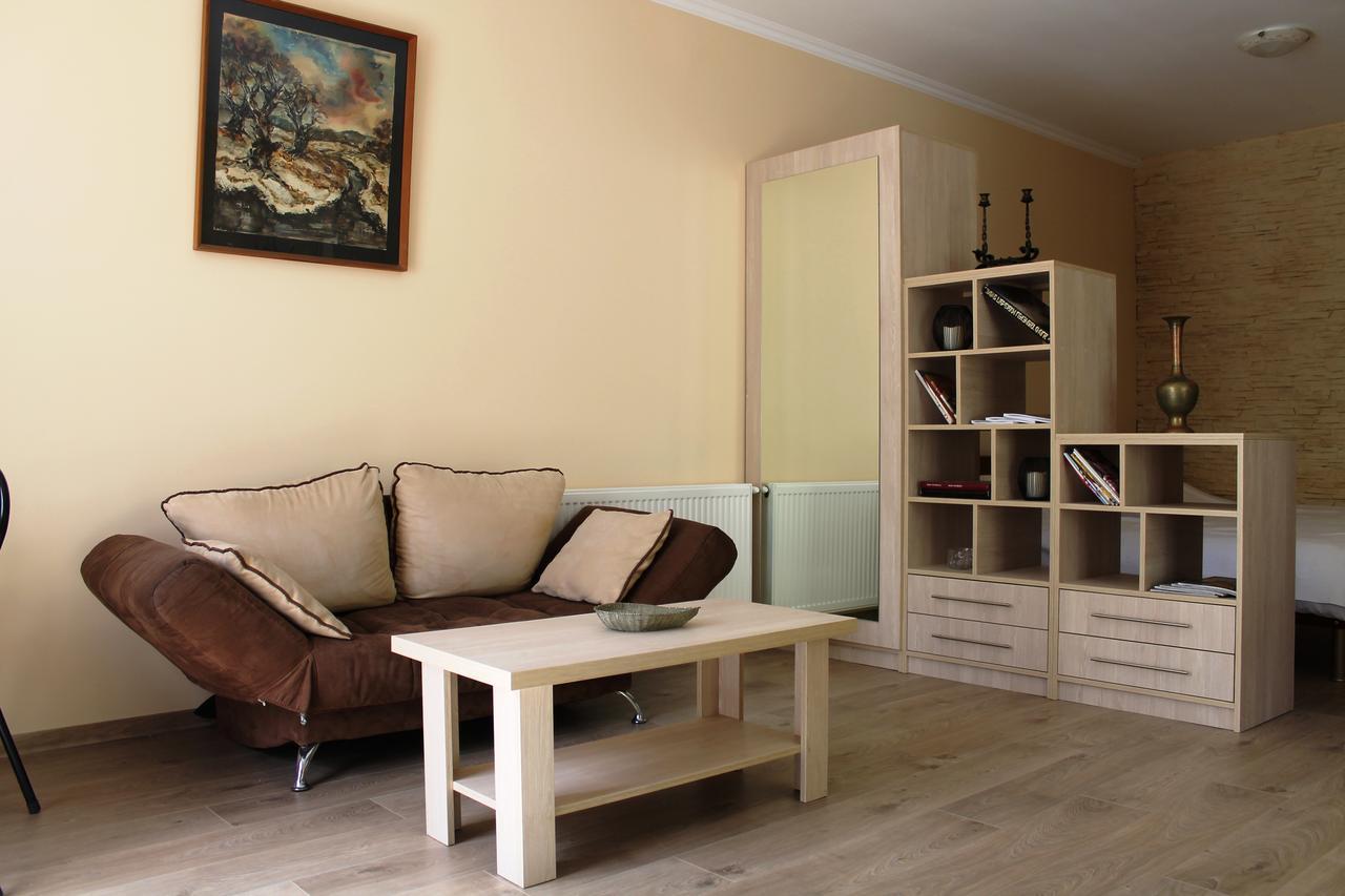 Bed and Breakfast House 41 Тбилиси Экстерьер фото